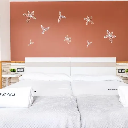 Munalla Landarbide-ideal Familias, Amigos By Egona Aia