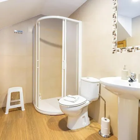 Munalla Landarbide-ideal Familias, Amigos By Egona *